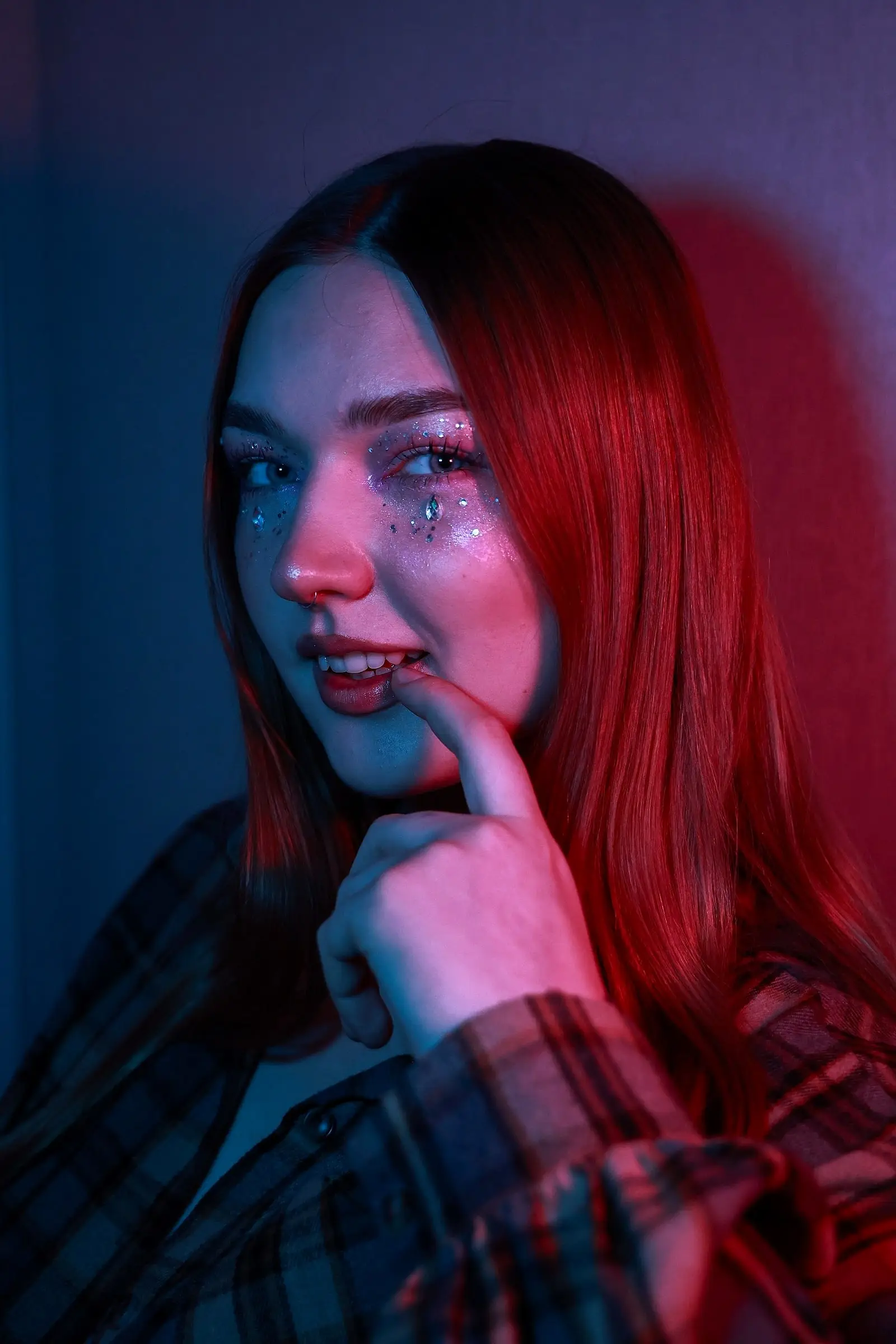 Слёзы из страз — кадр 2